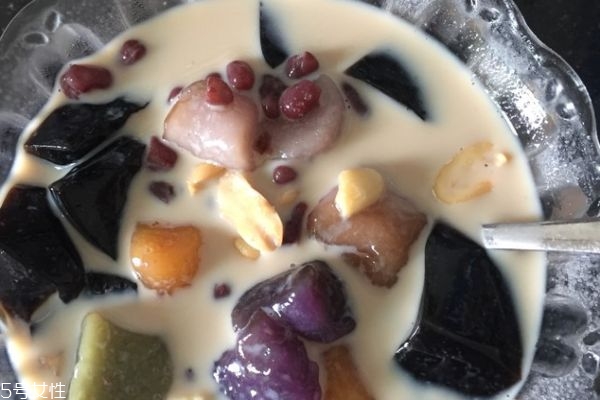 烧仙草的危害孕妇,烧仙草的危害自制芋圆的保存方法 烧仙草的危害孕妇,烧仙草的危害自制芋圆的保存方法