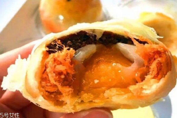蛋黄酥的营养价值及功效,蛋黄酥怎么做?