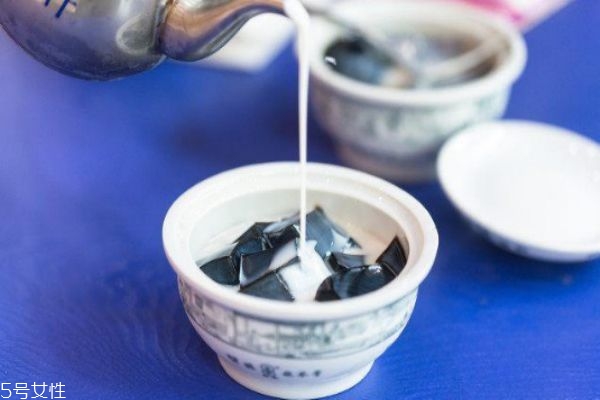 龟苓膏的禁忌人群,龟苓膏的禁忌