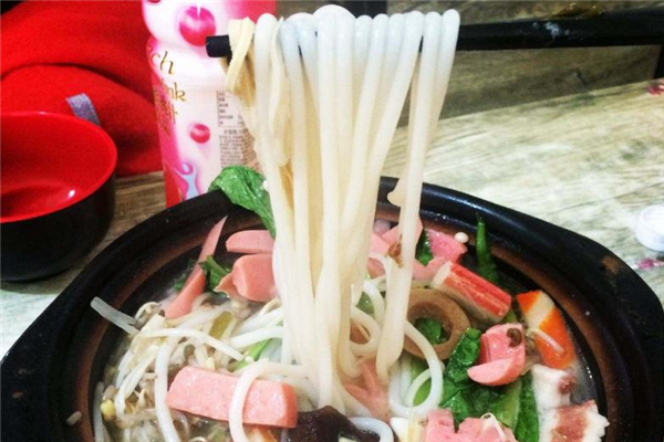 砂锅米线怎么做好吃又简单,砂锅米线怎么做好吃