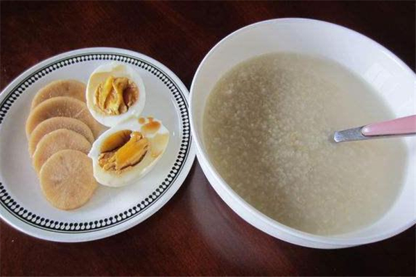 小米粥煮鸡蛋的营养价值,小米粥煮鸡蛋的好处