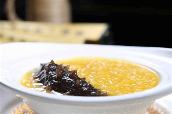 红糖海参小米粥的做法,海参小米粥放盐还是放糖 红糖海参小米粥的做法,海参小米粥放盐还是放糖