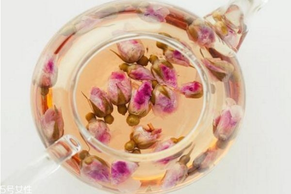 喝玫瑰花茶禁忌,玫瑰花茶的禁忌及不适人群