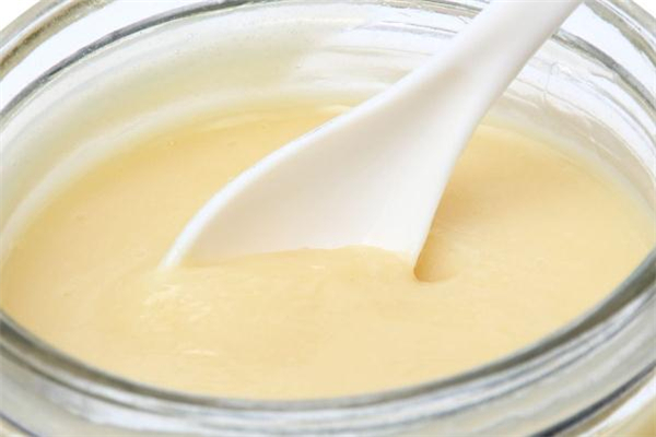 土蜂蜜为什么没有蜂王浆,土蜂有蜂王浆吗