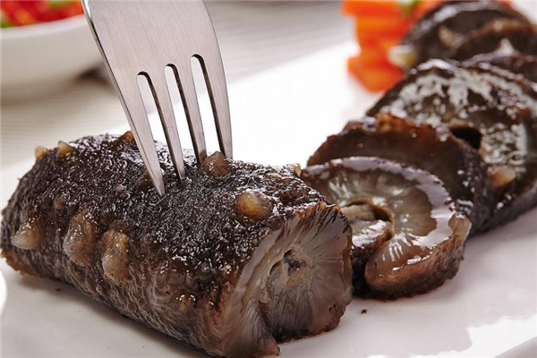 熟海参隔夜可以吃吗,煮熟的海参隔夜放冰箱还能吃吗 熟海参隔夜可以吃吗,煮熟的海参隔夜放冰箱还能吃吗