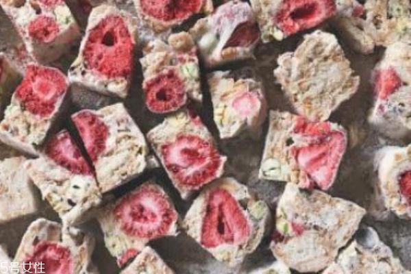 雪花酥吃了会胖吗,雪花酥会不会胖