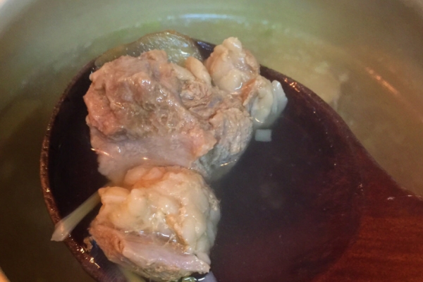 什么是羊肉泡馍,羊肉泡馍吃法的讲究