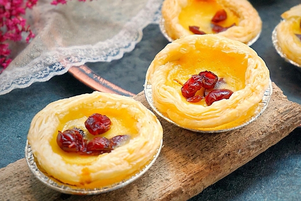 蛋挞皮都烤焦了但里面没熟,烤蛋挞皮熟了,蛋液没熟