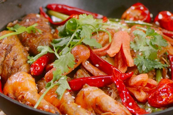 麻辣香锅放啥,麻辣香锅的正确吃法