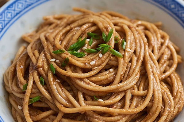 热干面小知识,怎么介绍热干面 热干面小知识,怎么介绍热干面