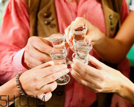 喝酒会影响伤口愈合吗?,抽烟喝酒会影响伤口愈合吗