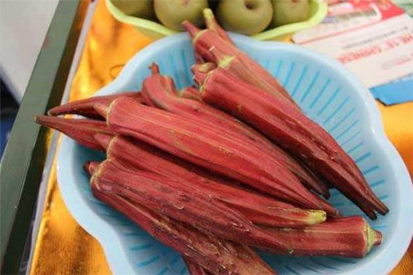 红秋葵老了还能吃吗(红秋葵老了还能吃吗)