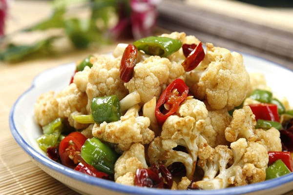 花菜和什么不能一起吃(吃黄花菜有什么好处) 花菜和什么不能一起吃(吃黄花菜有什么好处)