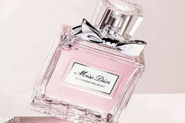 迪奥花漾甜心留香时间超级短,迪奥花漾甜心留香时间长吗