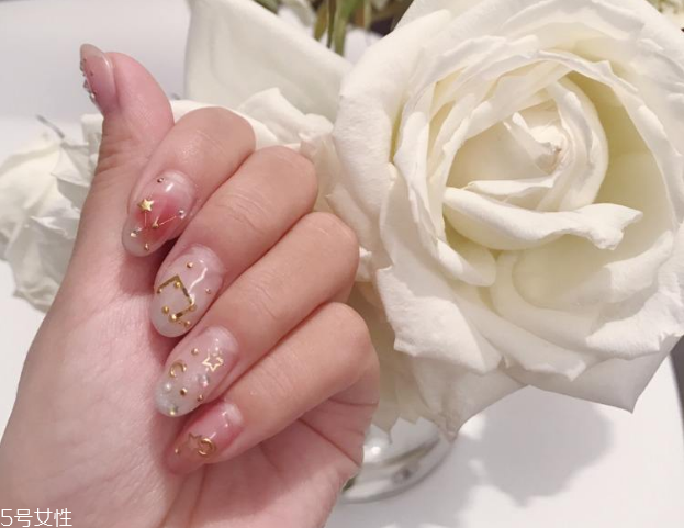 美甲保持多久最好,美甲保持时间长的方法