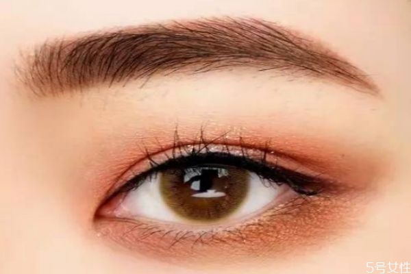 孕妇用什么彩妆比较好,适合孕妇的彩妆 孕妇用什么彩妆比较好,适合孕妇的彩妆