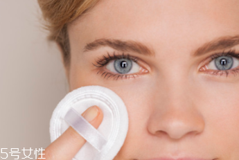 气垫bb霜和粉饼区别(气垫bb霜粉饼的区别) 气垫bb霜和粉饼区别(气垫bb霜粉饼的区别)