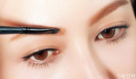 新手怎样选择眉笔颜色,如何选择眉笔颜色 新手怎样选择眉笔颜色,如何选择眉笔颜色
