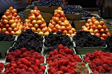 桑葚榨汁煮不煮(桑葚可以煮吗)