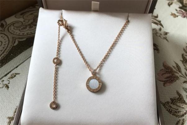 白贝母为什么不能碰水,白贝母可以碰水吗