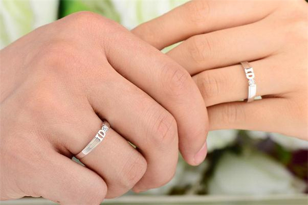 婚戒可以买二手的吗,戒指能买二手的吗 婚戒可以买二手的吗,戒指能买二手的吗