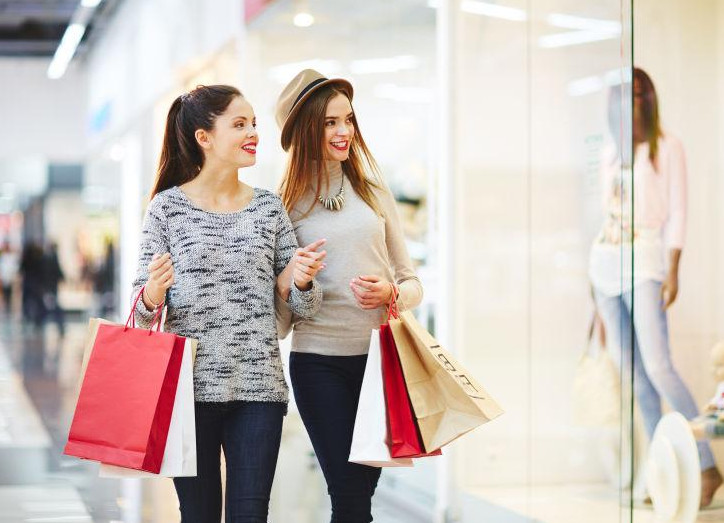 为什么一到换季就没有衣服穿,女人一换季没有衣服 为什么一到换季就没有衣服穿,女人一换季没有衣服