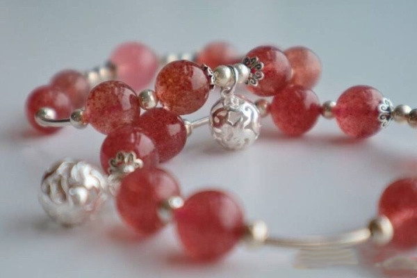 草莓晶怎么保养,草莓晶怎么保养注意什么