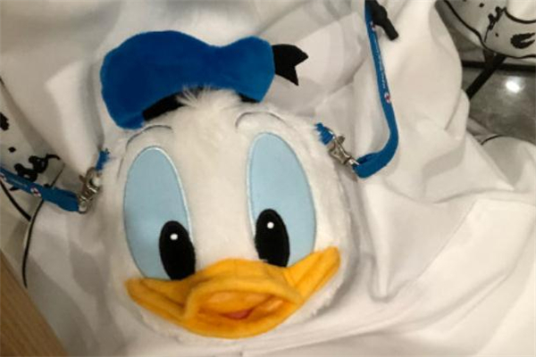 唐老鸭包包,唐老鸭斜挎包编织视频