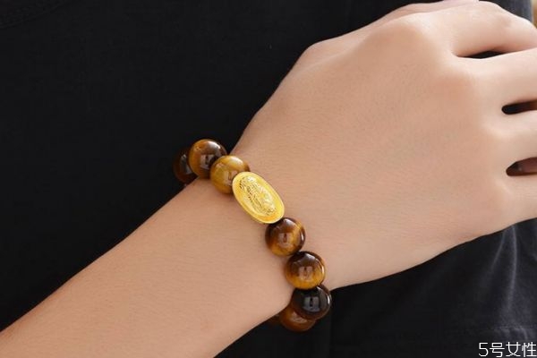 男生可以戴手链吗,男生可以戴女生的手链吗