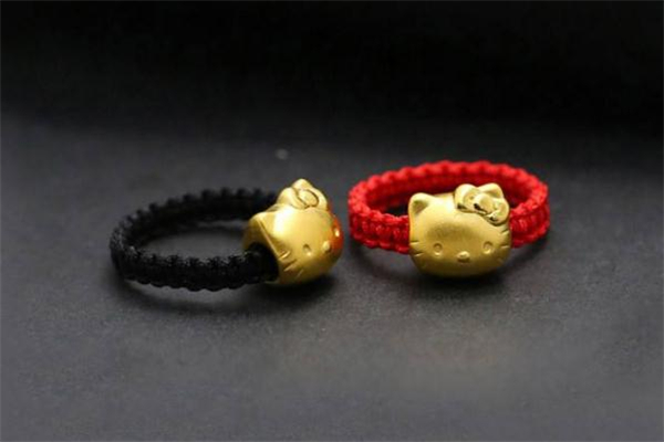 转运珠戒指戴左手还是右手女士,转运珠戒指戴左手还是右手