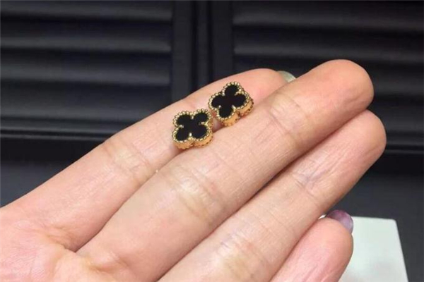 梵克雅宝哪里买最便宜,梵克雅宝哪国买最便宜 梵克雅宝哪里买最便宜,梵克雅宝哪国买最便宜