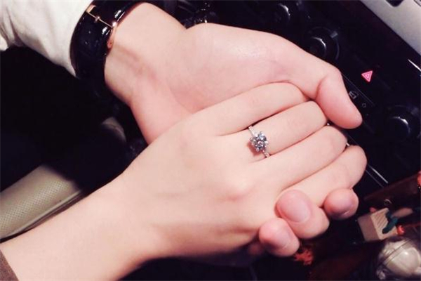 金至尊钻戒什么档次,金至尊钻戒怎么样