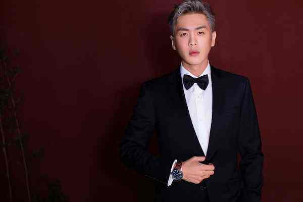 休闲西装该怎么搭配,休闲西服怎么搭配