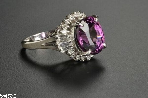 尖晶石功效,什么是尖晶石