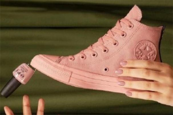 匡威会不会越穿越松,匡威布鞋会越穿越松吗