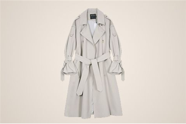 碎花裙配小白鞋,白色碎花连衣裙