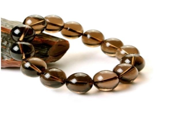 茶晶手串佩戴的功效和作用,茶水晶戴哪只手