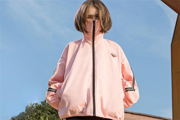 冲锋衣要买大一码吗,冲锋衣需要买大一码吗 冲锋衣要买大一码吗,冲锋衣需要买大一码吗