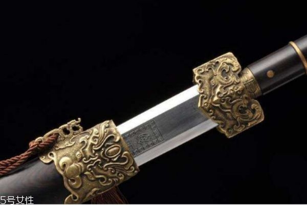 勾践剑是什么材质,勾践剑价值多少