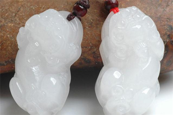白玉怎么鉴别好坏,白玉怎么鉴别玉的好坏