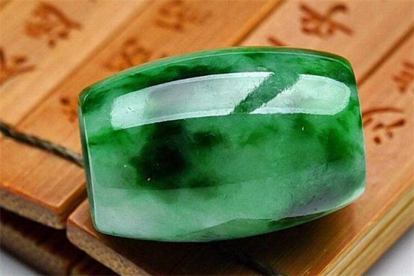 什么是花青种翡翠,翡翠青花一般是什么种