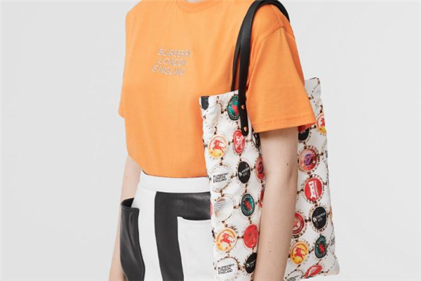 burberry包装盒,burberry包装袋