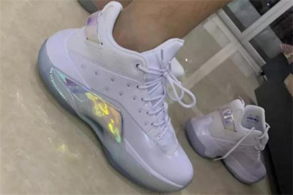 特步游云4测评,特步游云4pe和普通版