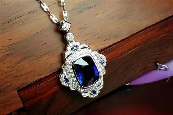 缅甸蓝宝石有哪些颜色,缅甸红宝石颜色