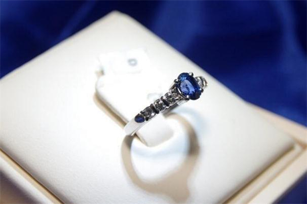 斯里兰卡蓝宝石骗局,斯里兰卡蓝宝石为什么那么便宜