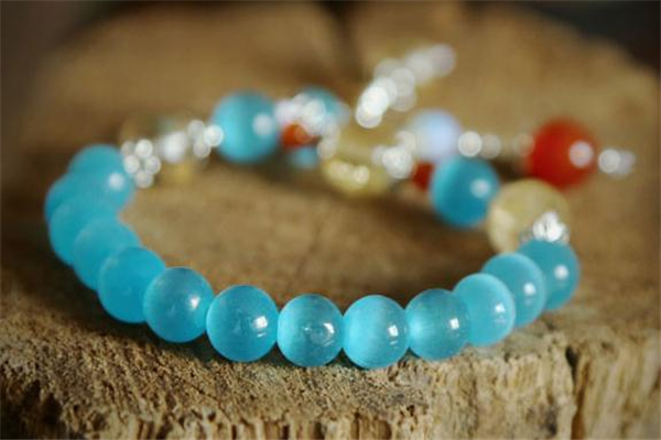 猫眼石有几种颜色,天然猫眼石有几种颜色