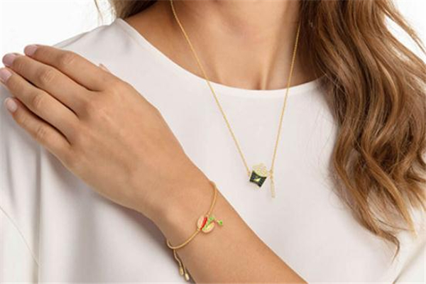 施华洛世奇手链怎么样,施华洛世奇项链哪个款式好看