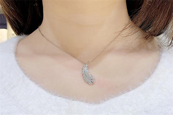 施华洛世奇羽毛项链 价格,施华洛世奇羽毛手链