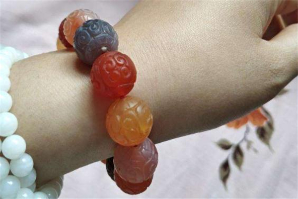 盐源玛瑙产地是哪里,盐源玛瑙产地是哪里的最好