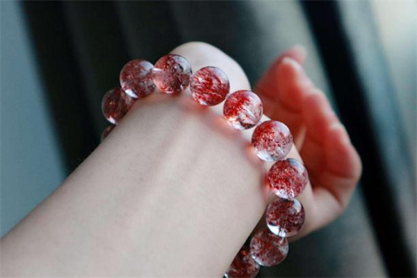 草莓晶手链真假辨别真假,草莓晶手镯怎么看真假